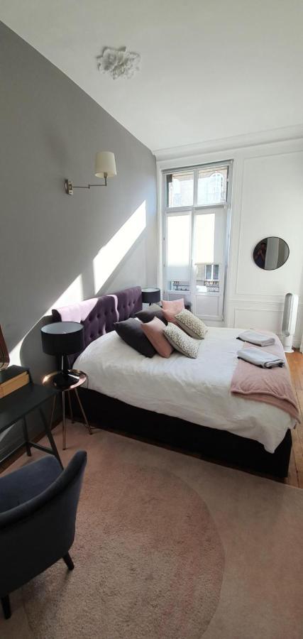 L'Ecu : Un Haussmannien Accueillant! Lägenhet Reims Exteriör bild