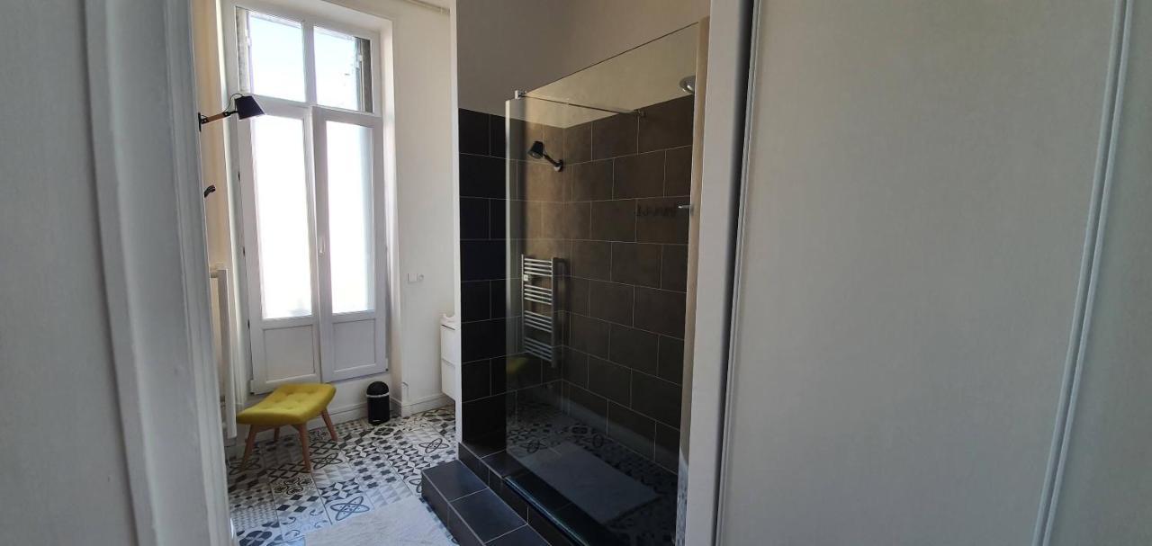 L'Ecu : Un Haussmannien Accueillant! Lägenhet Reims Exteriör bild